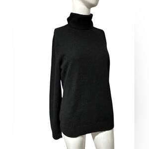 COPY - Lord & Taylor Black cashmere turtleneck Like new